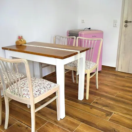 Zschampert Hof Bei Leipzig Ruhige Ferienwohnung Bauernhof Fuer 4-5 Personen Markranstaedt Exterior photo