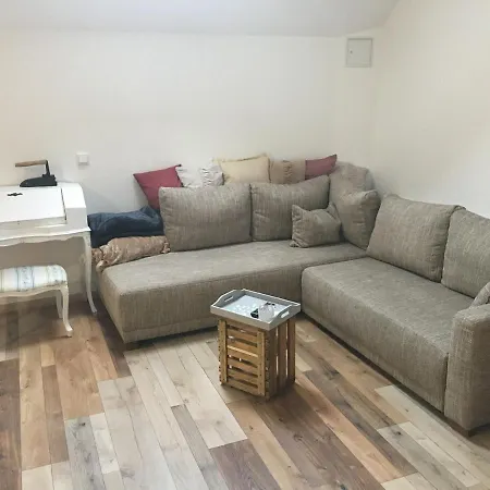 Zschampert Hof Bei Leipzig Ruhige Ferienwohnung Bauernhof Fuer 4-5 Personen Markranstaedt Exterior photo
